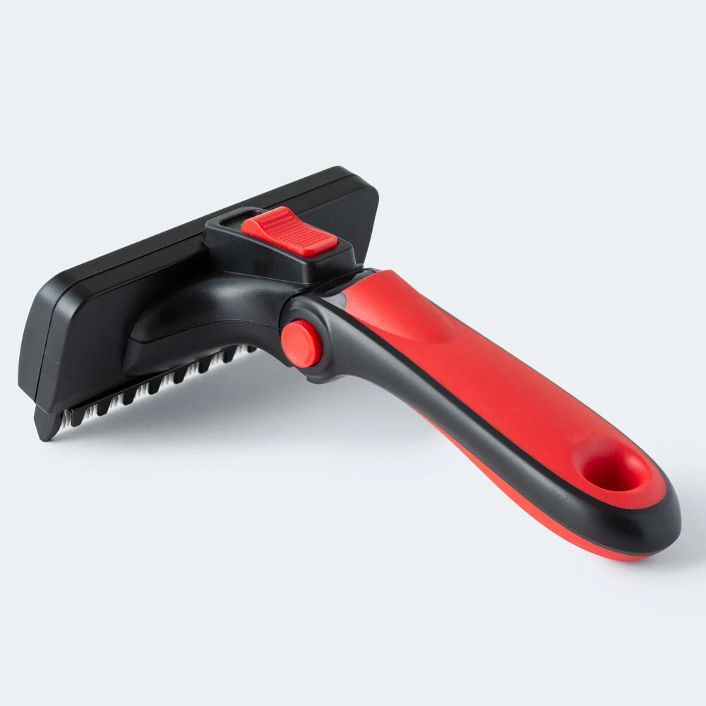 Refuresh Gentle Deshedding Brush For Long Hair - Large, Red 4 Refuresh Gentle Deshedding Brush For Long Hair - Large, Red - Image 2