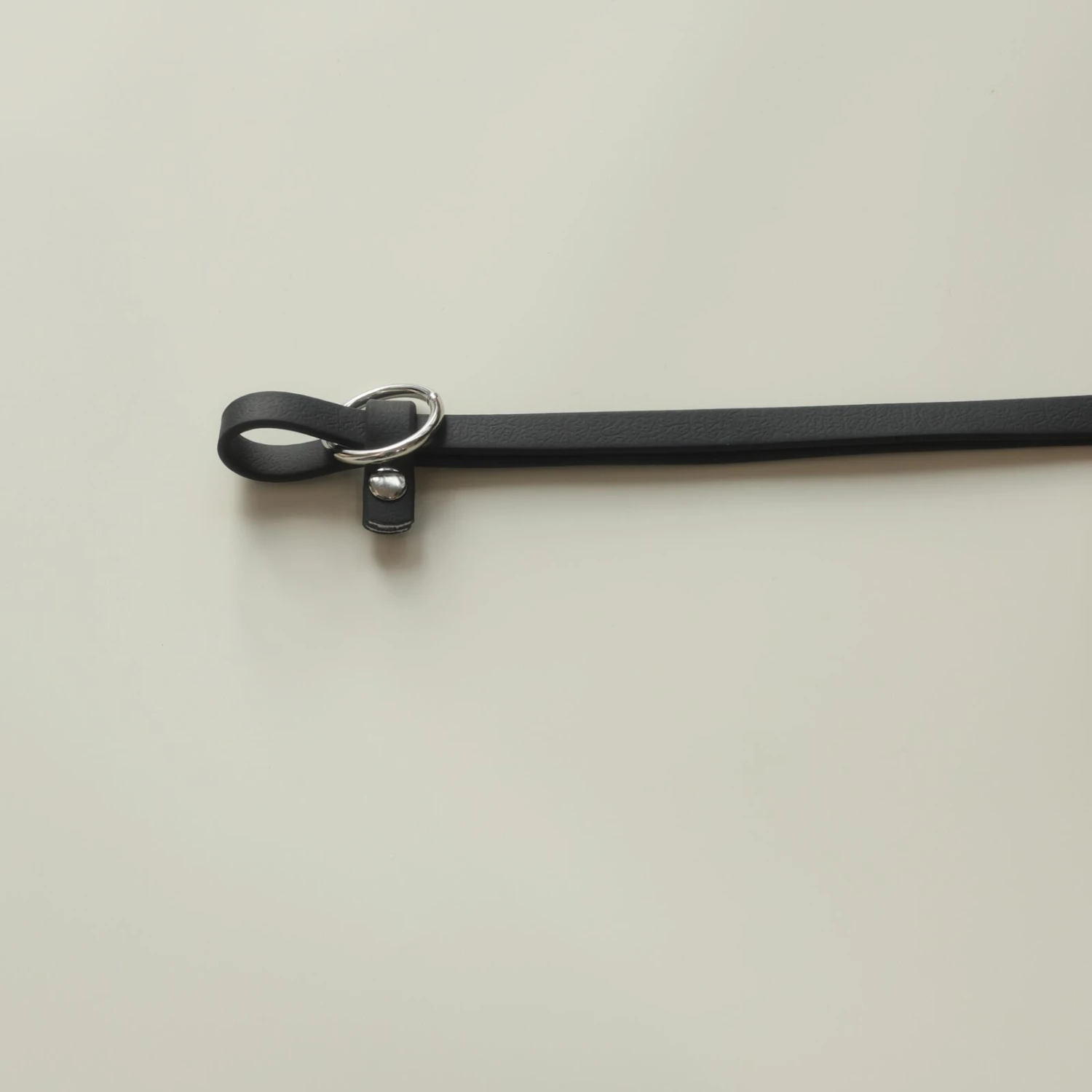 Aeolus Biothane Grooming Loop Restraint 18“ X 3/8“ - Black 4 Aeolus Biothane Grooming Loop Restraint 18“ X 3/8“ - Black - Image 2