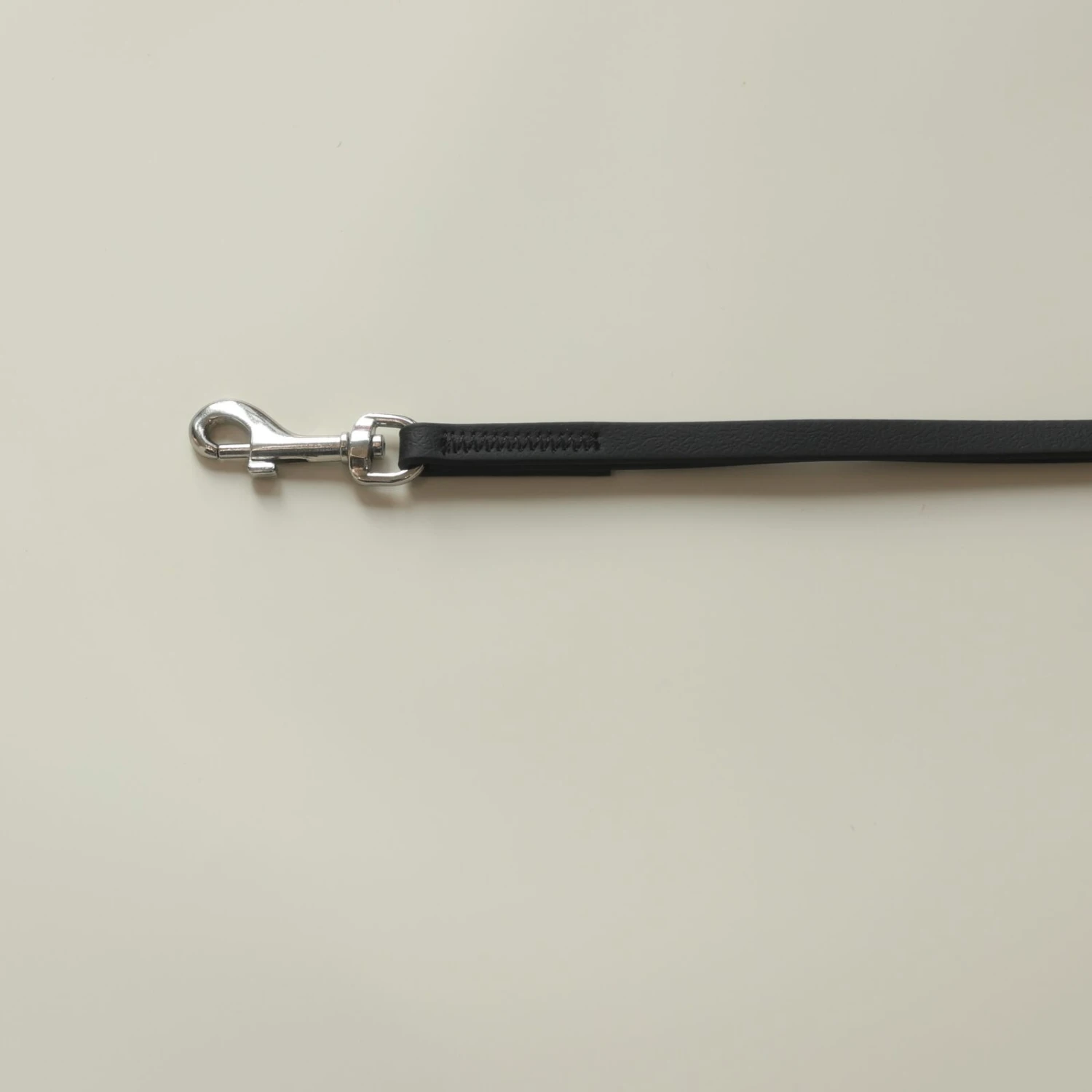 Aeolus Biothane Grooming Loop Restraint 18“ X 3/8“ - Black 3 Aeolus Biothane Grooming Loop Restraint 18“ X 3/8“ - Black